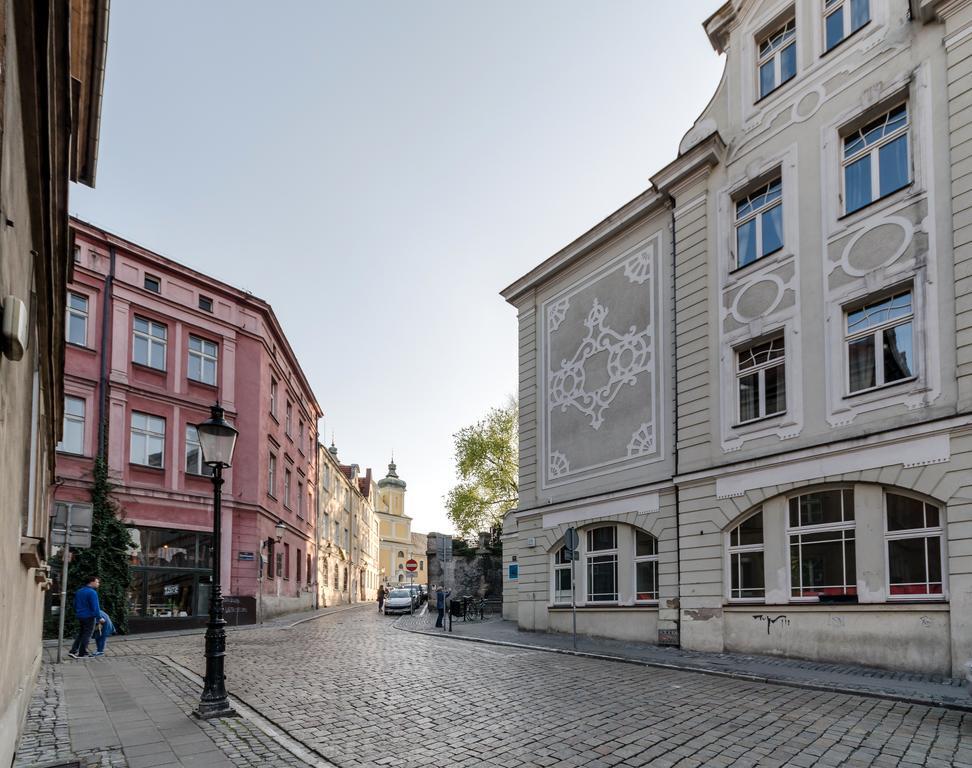 Hill Inn Poznan Exterior photo